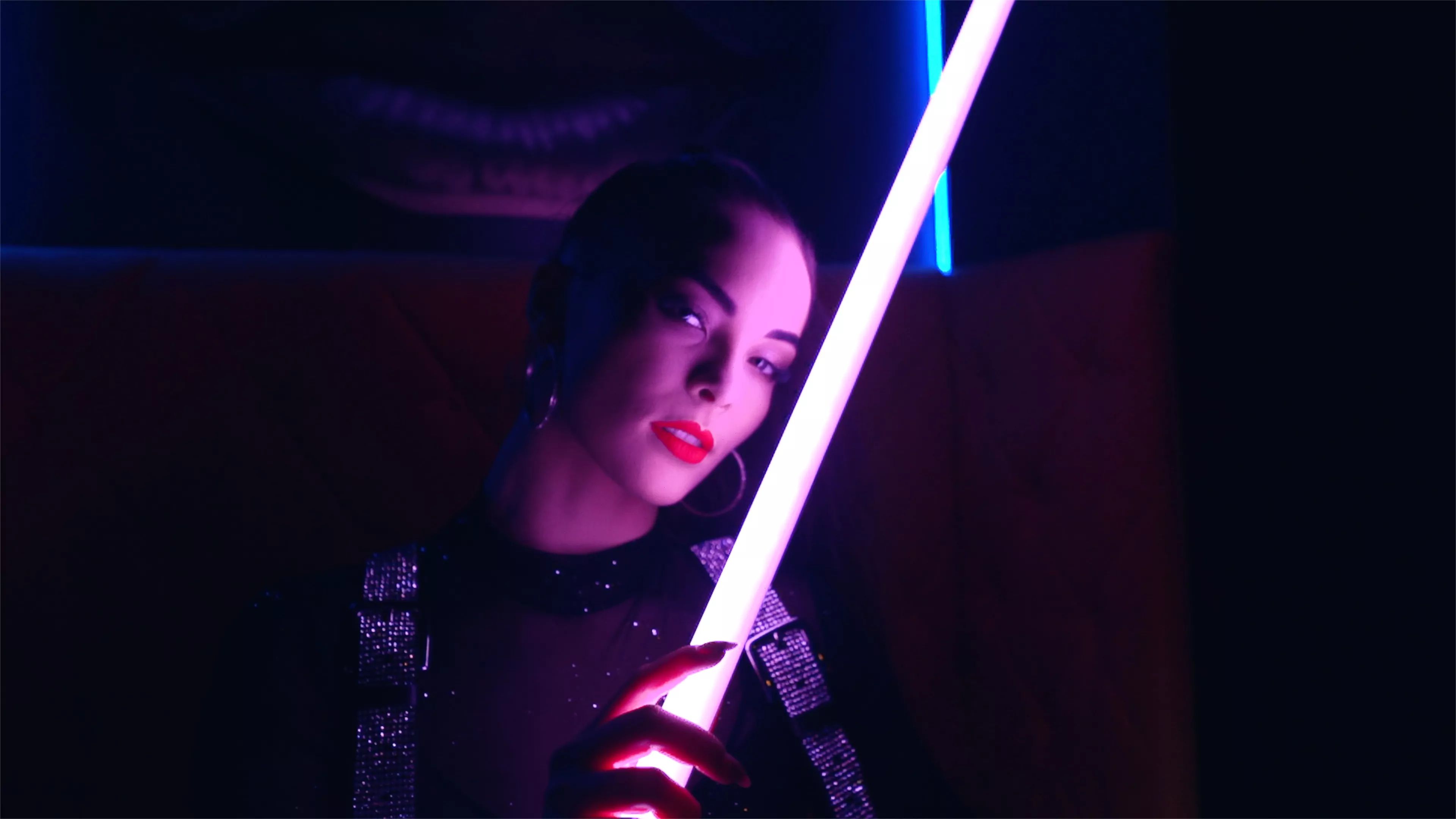 Uwielbiany zespół disco polo zdradza kulisy swojej premierowej produkcji! W klipie zespołu News wystąpiła popularna modelka i znani Dj-e! 